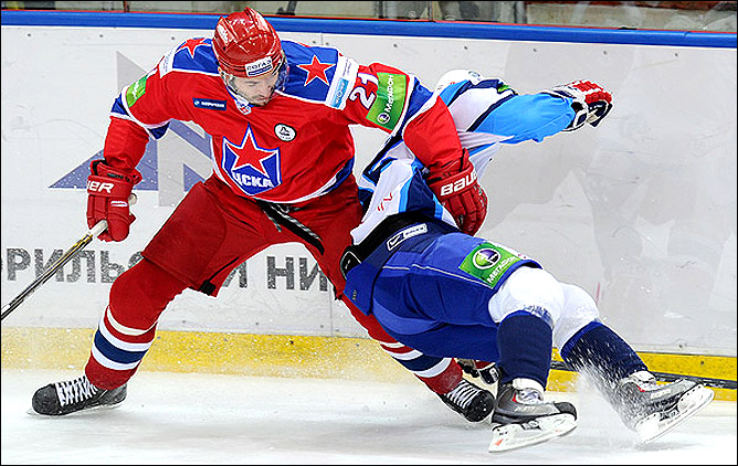 25 сентября 2011 года. Москва. Регулярный чемпионат КХЛ. ЦСКА — "Динамо" Мн — 2:0 25 сентября 2011 года. Москва. Регулярный чемпионат КХЛ. ЦСКА — "Динамо" Мн — 2:0