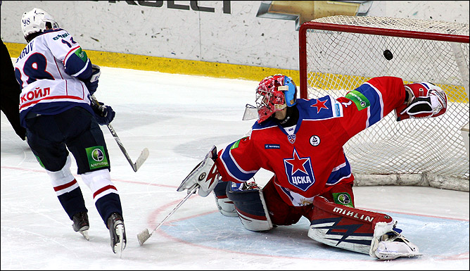 30 ноября 2011 года. Москва. Регулярный чемпионат КХЛ. ЦСКА — "Торпедо" — 2:3 30 ноября 2011 года. Москва. Регулярный чемпионат КХЛ. ЦСКА — "Торпедо" — 2:3