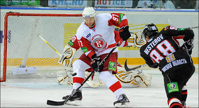 26 сентября 2011 года. Омск. Регулярный чемпионат КХЛ. "Авангард" — "Витязь" — 4:0 26 сентября 2011 года. Омск. Регулярный чемпионат КХЛ. "Авангард" — "Витязь" — 4:0