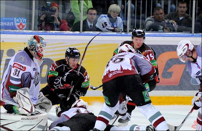 1.10.2010. "Авангард" - "Динамо" Р - 3:4 (ШБ). Фото 02 1.10.2010. "Авангард" - "Динамо" Р - 3:4 (ШБ). Фото 02