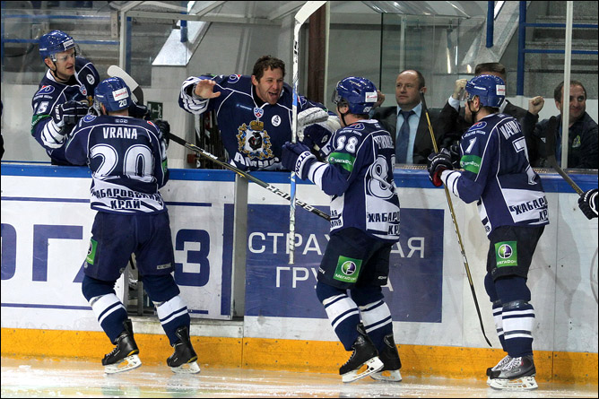 28 сентября 2011 года. Хабаровск. Регулярный чемпионат КХЛ. "Амур" — "Ак Барс" — 4:0 28 сентября 2011 года. Хабаровск. Регулярный чемпионат КХЛ. "Амур" — "Ак Барс" — 4:0
