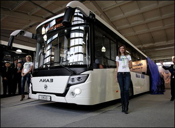 В среду оргкомитету Сочи-2014 была передана первая партия олимпийских автобусов В среду оргкомитету Сочи-2014 была передана первая партия олимпийских автобусов