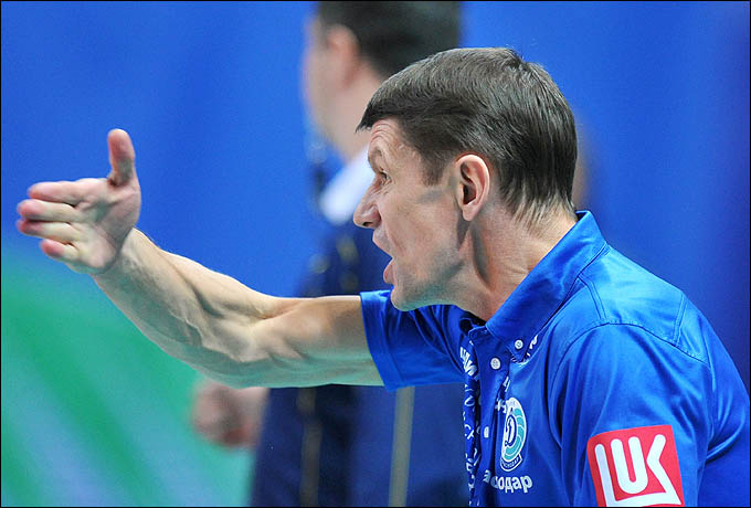 Сергей Очинников, похоже, успешно нашёл общий язык с лидерами женской сборной Сергей Очинников, похоже, успешно нашёл общий язык с лидерами женской сборной