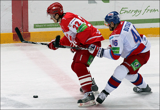 30 сентября 2011 года. Сокольники. Регулярный чемпионат КХЛ. "Спартак" — ЦСКА — 2:1 30 сентября 2011 года. Сокольники. Регулярный чемпионат КХЛ. "Спартак" — ЦСКА — 2:1