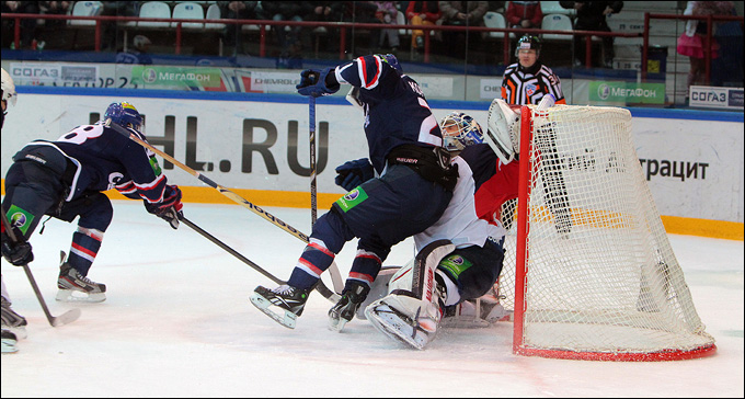 30 ноября 2012 года. Новосибирск. Регулярный чемпионат КХЛ. "Сибирь" — "Слован" — 1:2 30 ноября 2012 года. Новосибирск. Регулярный чемпионат КХЛ. "Сибирь" — "Слован" — 1:2