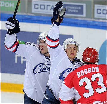 17 сентября 2012 года. Москва. Регулярный чемпионат КХЛ. "Спартак" — "Сибирь" — 3:5 17 сентября 2012 года. Москва. Регулярный чемпионат КХЛ. "Спартак" — "Сибирь" — 3:5