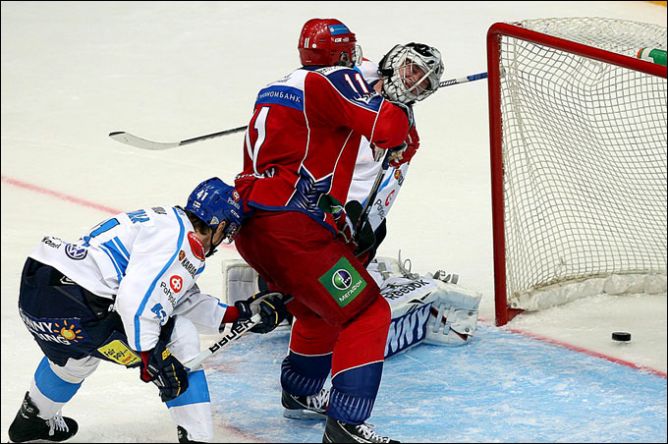 10 февраля 2011 года. Мытищи. Еврохоккейтур. Шведские игры. Вынесенный матч. Россия — Финляндия — 5:3. 10 февраля 2011 года. Мытищи. Еврохоккейтур. Шведские игры. Вынесенный матч. Россия — Финляндия — 5:3.