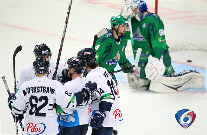 15 ноября 2013 года. Уфа. Регулярный чемпионат КХЛ. "Салават Юлаев" — "Медвешчак" — 2:3 15 ноября 2013 года. Уфа. Регулярный чемпионат КХЛ. "Салават Юлаев" — "Медвешчак" — 2:3