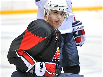 ...Geno не виноват, что ему дома готовы платить деньги ...Geno не виноват, что ему дома готовы платить деньги