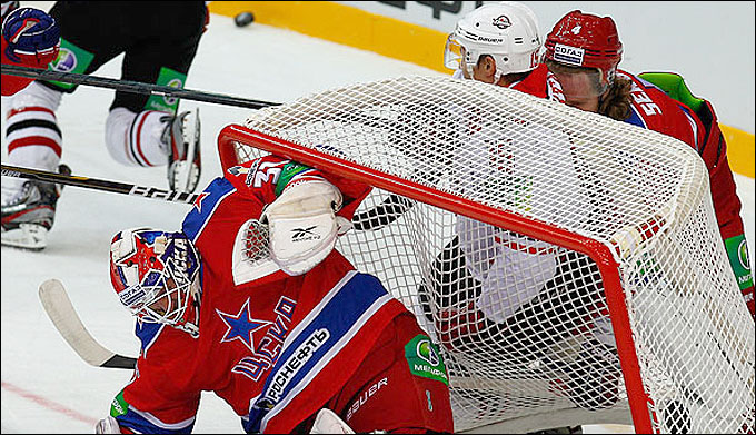 8 сентября 2012 года. Москва. Регулярный чемпионат КХЛ. ЦСКА — "Донбасс" — 5:3 8 сентября 2012 года. Москва. Регулярный чемпионат КХЛ. ЦСКА — "Донбасс" — 5:3