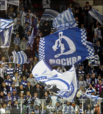 7 марта 2013 года. Москва. Плей-офф КХЛ. 1/4 финала. Матч № 1. ЦСКА — "Динамо" М — 0:3 7 марта 2013 года. Москва. Плей-офф КХЛ. 1/4 финала. Матч № 1. ЦСКА — "Динамо" М — 0:3