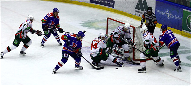 12.10.2010. КХЛ. Сибирь - Ак Барс - 2:3 ОТ. Фото 01. 12.10.2010. КХЛ. Сибирь - Ак Барс - 2:3 ОТ. Фото 01.