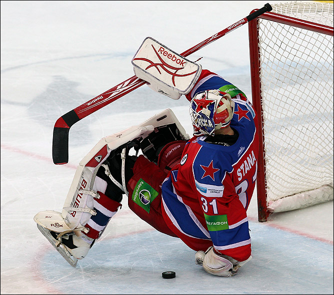 6 октября 2011 года. Москва. Регулярный чемпионат КХЛ. ЦСКА — Амур — 2:3 6 октября 2011 года. Москва. Регулярный чемпионат КХЛ. ЦСКА — Амур — 2:3