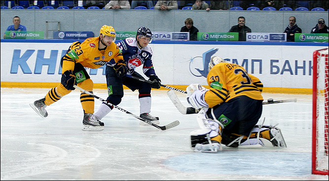 7 октября 2011 года. Нижний Новгород. Регулярный чемпионат КХЛ. "Торпедо" — "Атлант" — 3:2 7 октября 2011 года. Нижний Новгород. Регулярный чемпионат КХЛ. "Торпедо" — "Атлант" — 3:2