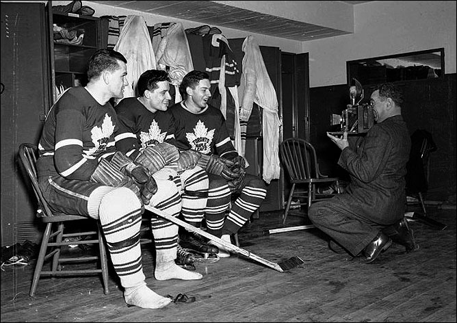 История Кубка Стэнли. Часть 55. 1946-1947. Фотосессия со звездами. История Кубка Стэнли. Часть 55. 1946-1947. Фотосессия со звездами.