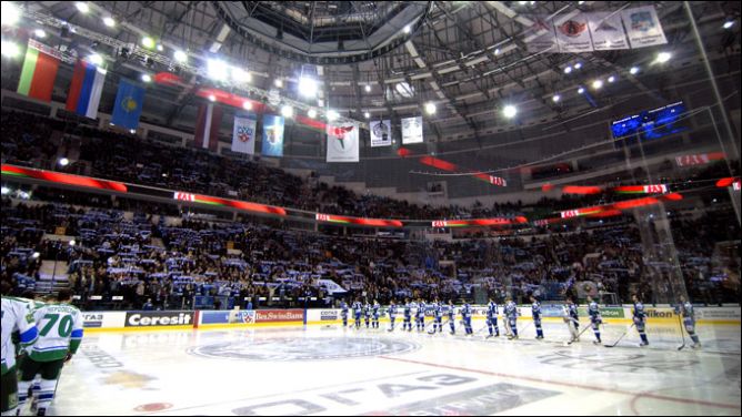 18 февраля 2011 года. Регулярный чемпионат КХЛ. Минск. «Динамо» Мн — «Салават Юлаев» — 3:1. 18 февраля 2011 года. Регулярный чемпионат КХЛ. Минск. «Динамо» Мн — «Салават Юлаев» — 3:1.