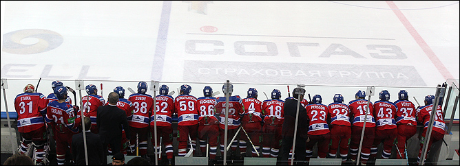 9 октября 2011 года. Москва. Регулярный чемпионат КХЛ. ЦСКА — СКА — 2:3 9 октября 2011 года. Москва. Регулярный чемпионат КХЛ. ЦСКА — СКА — 2:3