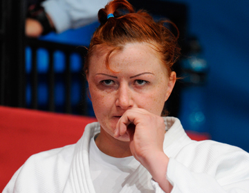 Елена Иващенко покончила жизнь самоубийством Елена Иващенко покончила жизнь самоубийством