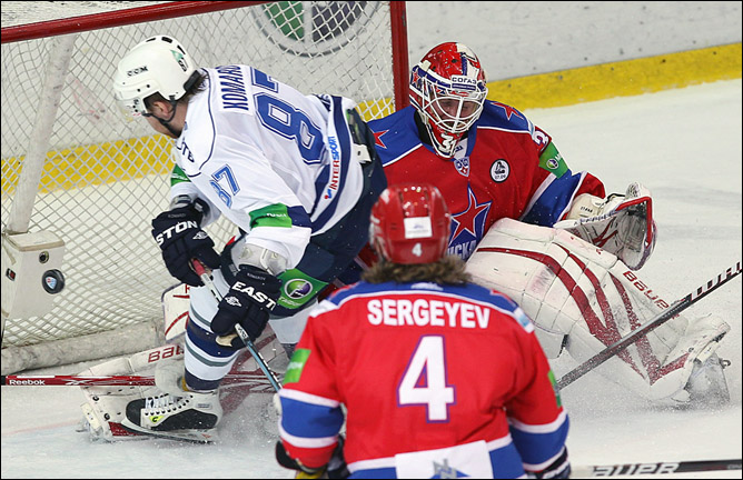 28 ноября 2011 года. Москва. Регулярный чемпионат КХЛ. ЦСКА – "Динамо" (Москва) – 2:0 28 ноября 2011 года. Москва. Регулярный чемпионат КХЛ. ЦСКА – "Динамо" (Москва) – 2:0