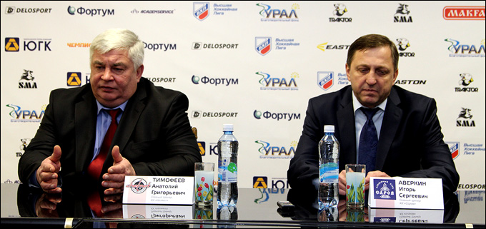 8 января 2013 года. Челябинск. Регулярный чемпионат ВХЛ. "Челмет" — ХК "Саров" — 4:5. Послематчевая пресс-конференция тренеров 8 января 2013 года. Челябинск. Регулярный чемпионат ВХЛ. "Челмет" — ХК "Саров" — 4:5. Послематчевая пресс-конференция тренеров