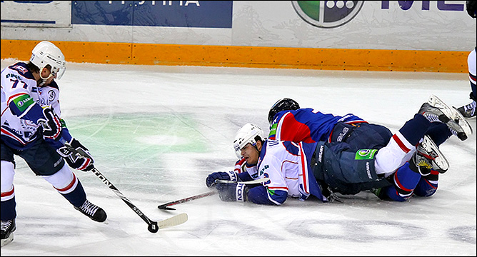 12 октября 2011 года. Магнитогорск. Регулярный чемпионат КХЛ. "Металлург" Мг — "Торпедо" — 3:0 12 октября 2011 года. Магнитогорск. Регулярный чемпионат КХЛ. "Металлург" Мг — "Торпедо" — 3:0