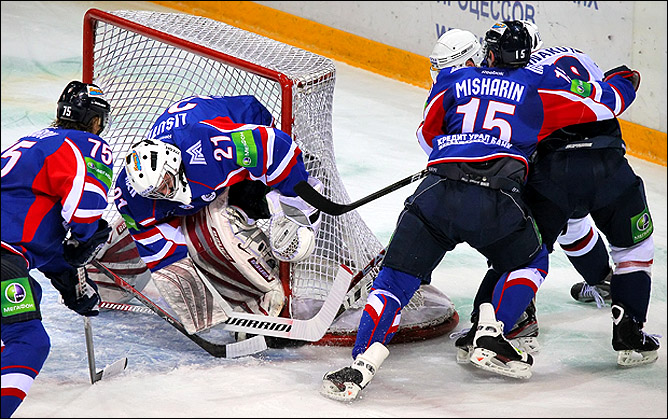 12 октября 2011 года. Магнитогорск. Регулярный чемпионат КХЛ. "Металлург" Мг — "Торпедо" — 3:0 12 октября 2011 года. Магнитогорск. Регулярный чемпионат КХЛ. "Металлург" Мг — "Торпедо" — 3:0