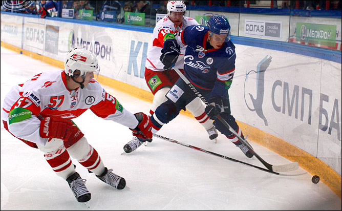 12 октября 2011 года. Новосибирск. Регулярный чемпионат КХЛ. "Сибирь" — "Спартак" — 3:4 12 октября 2011 года. Новосибирск. Регулярный чемпионат КХЛ. "Сибирь" — "Спартак" — 3:4