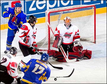 21 апреля 2012 года. Любляна. Чемпионат мира, дивизион I. Япония — Украина — 1:2 (ПБ) 21 апреля 2012 года. Любляна. Чемпионат мира, дивизион I. Япония — Украина — 1:2 (ПБ)