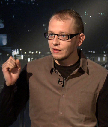Ведущий "Трибуны" на КХЛ-ТВ Роман Чернявский Ведущий "Трибуны" на КХЛ-ТВ Роман Чернявский