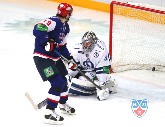 24 января 2012 года. Санкт-Петербург. Регулярный чемпионат КХЛ. СКА (Санкт-Петербург) — "Динамо" (Москва) — 5:1 24 января 2012 года. Санкт-Петербург. Регулярный чемпионат КХЛ. СКА (Санкт-Петербург) — "Динамо" (Москва) — 5:1