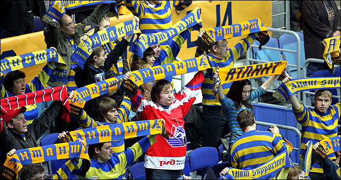 16 октября 2011 года. Мытищи. Регулярный чемпионат КХЛ. "Атлант" — "Трактор" — 2:1 16 октября 2011 года. Мытищи. Регулярный чемпионат КХЛ. "Атлант" — "Трактор" — 2:1