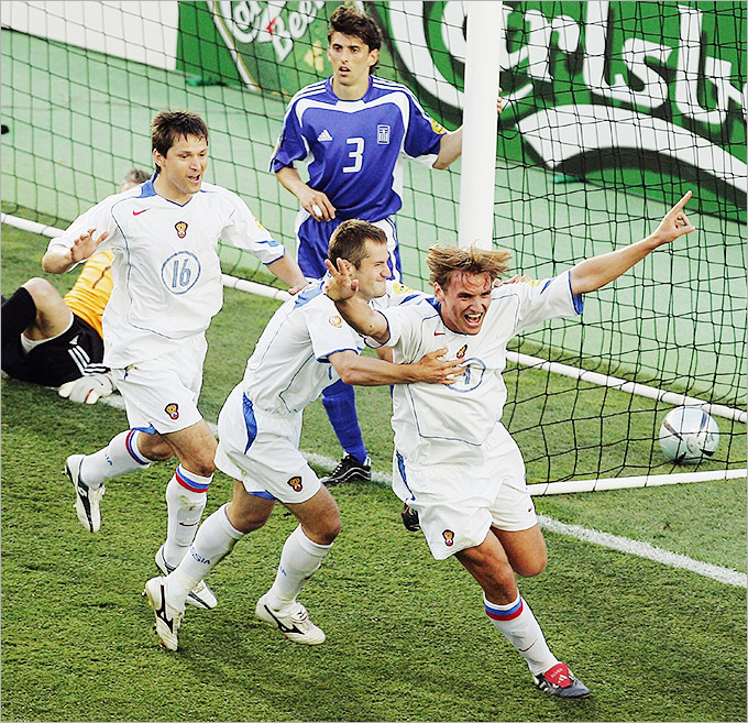 1 июня 2004. Евро 2004 Кириченко. Россия Греция 2004. Сборная Греции чемпион евро 2004.