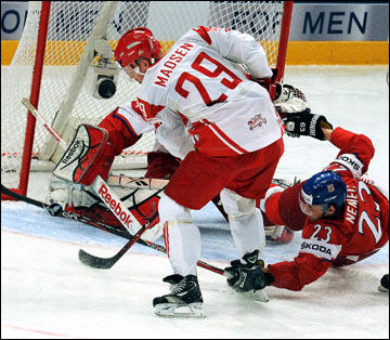 4 мая 2012 года. Стокгольм. Чемпионат мира. Групповой турнир. Чехия — Дания — 2:0 4 мая 2012 года. Стокгольм. Чемпионат мира. Групповой турнир. Чехия — Дания — 2:0