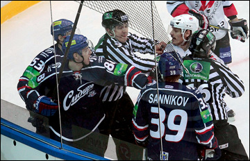 19 ноября 2012 года. Новосибирск. Регулярный чемпионат КХЛ. "Сибирь" — "Металлург" Нк — 2:0 19 ноября 2012 года. Новосибирск. Регулярный чемпионат КХЛ. "Сибирь" — "Металлург" Нк — 2:0