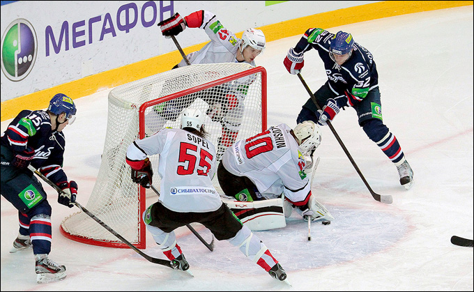 19 ноября 2012 года. Новосибирск. Регулярный чемпионат КХЛ. "Сибирь" — "Металлург" Нк — 2:0 19 ноября 2012 года. Новосибирск. Регулярный чемпионат КХЛ. "Сибирь" — "Металлург" Нк — 2:0
