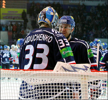 19 ноября 2012 года. Новосибирск. Регулярный чемпионат КХЛ. "Сибирь" — "Металлург" Нк — 2:0 19 ноября 2012 года. Новосибирск. Регулярный чемпионат КХЛ. "Сибирь" — "Металлург" Нк — 2:0
