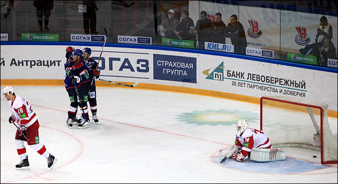 18 октября 2011 года. Новосибирск. Регулярный чемпионат КХЛ. "Сибирь" — "Витязь" — 4:0 18 октября 2011 года. Новосибирск. Регулярный чемпионат КХЛ. "Сибирь" — "Витязь" — 4:0