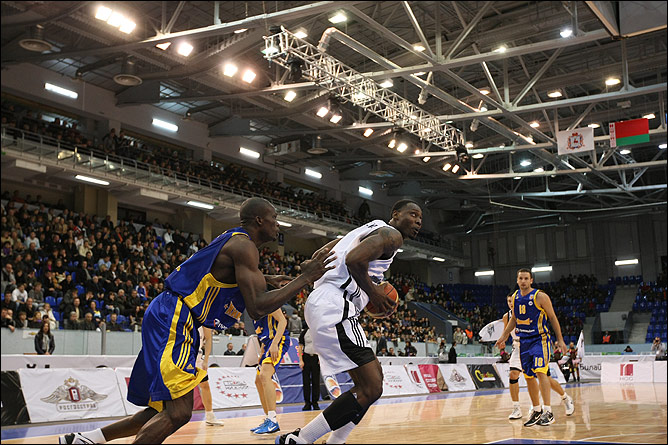 akindele (4) akindele (4)