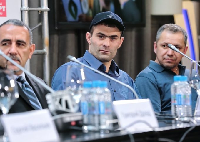 Рахим Чихкиев ко второй попытке штурма чемпионской вершины готов. Рахим Чихкиев ко второй попытке штурма чемпионской вершины готов.