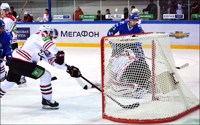 17 октября 2012 года. Астана. Регулярный чемпионат КХЛ. "Барыс" — "Донбасс" — 6:1 17 октября 2012 года. Астана. Регулярный чемпионат КХЛ. "Барыс" — "Донбасс" — 6:1