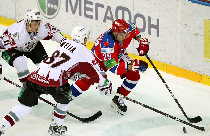 13 января 2012 года. Москва. Регулярный чемпионат КХЛ. ЦСКА – "Динамо" (Рига) – 2:1 13 января 2012 года. Москва. Регулярный чемпионат КХЛ. ЦСКА – "Динамо" (Рига) – 2:1