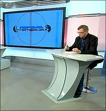 Ведущий Сергей Крабу: ну такой серьёзный… Ведущий Сергей Крабу: ну такой серьёзный…