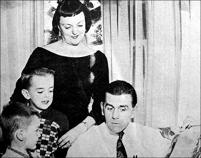 История Кубка Стэнли. Часть 61. 1952-1953. В кругу семьи. История Кубка Стэнли. Часть 61. 1952-1953. В кругу семьи.