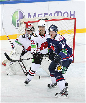 8 октября 2012 года. Нижний Новгород. Регулярный чемпионат КХЛ. "Торпедо" НН — "Авангард" — 7:3 8 октября 2012 года. Нижний Новгород. Регулярный чемпионат КХЛ. "Торпедо" НН — "Авангард" — 7:3