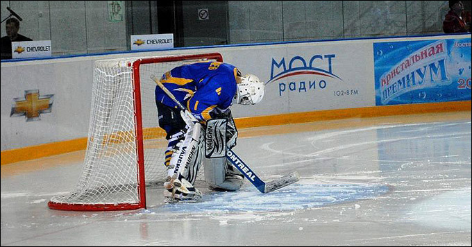 11 апреля 2012 года. Пенза. Плей-офф чемпионата ВХЛ. 1/2 финала. "Дизель" — "Рубин" — 2:5 11 апреля 2012 года. Пенза. Плей-офф чемпионата ВХЛ. 1/2 финала. "Дизель" — "Рубин" — 2:5