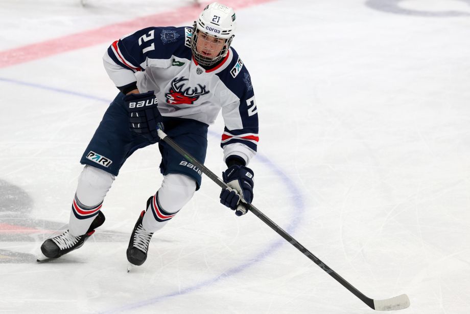 Антон Силаев из «Торпедо» и Иван Демидов из СКА могут попасть в топ-10 драфта НХЛ — 2024