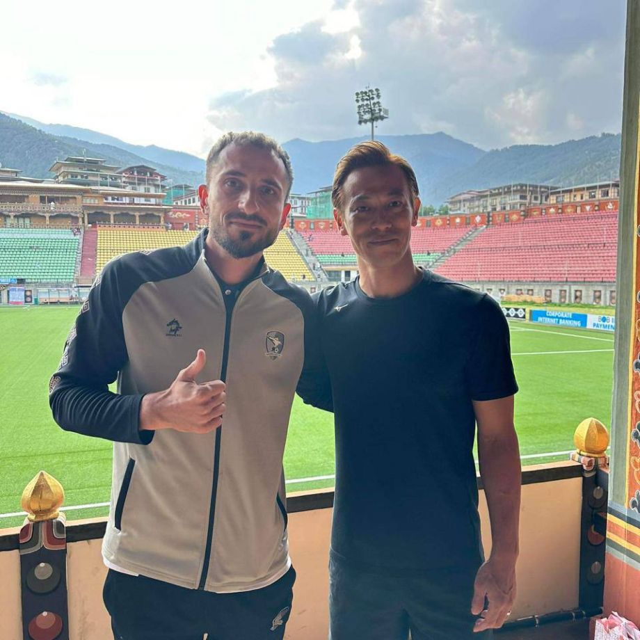 Алим Зумакулов и Кейсуке Хонда