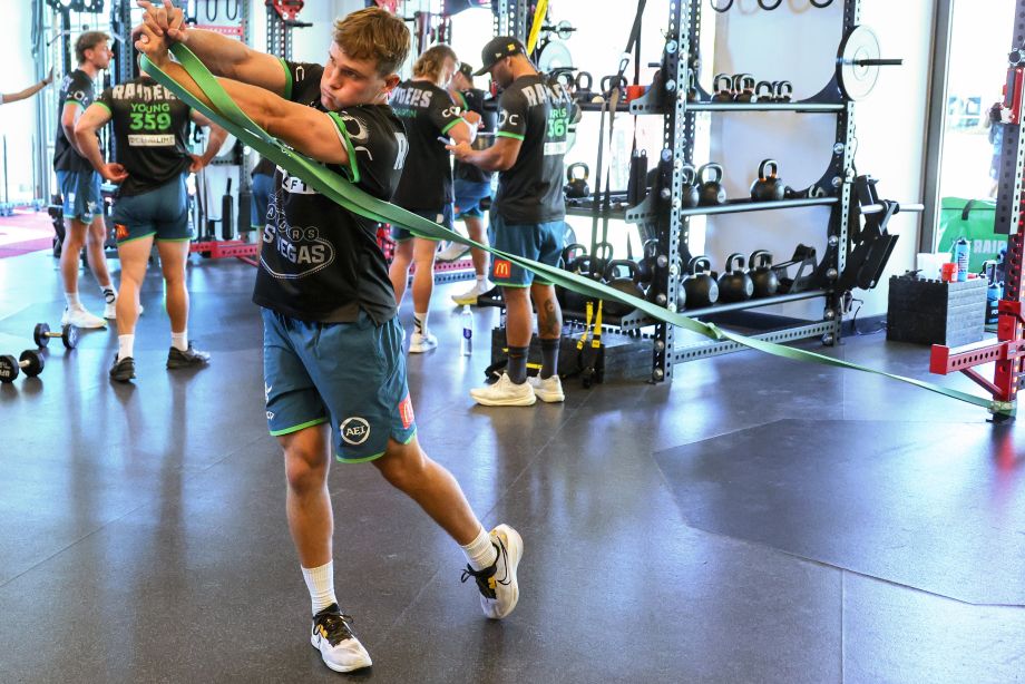 Тренировка в UFC Institute Performance