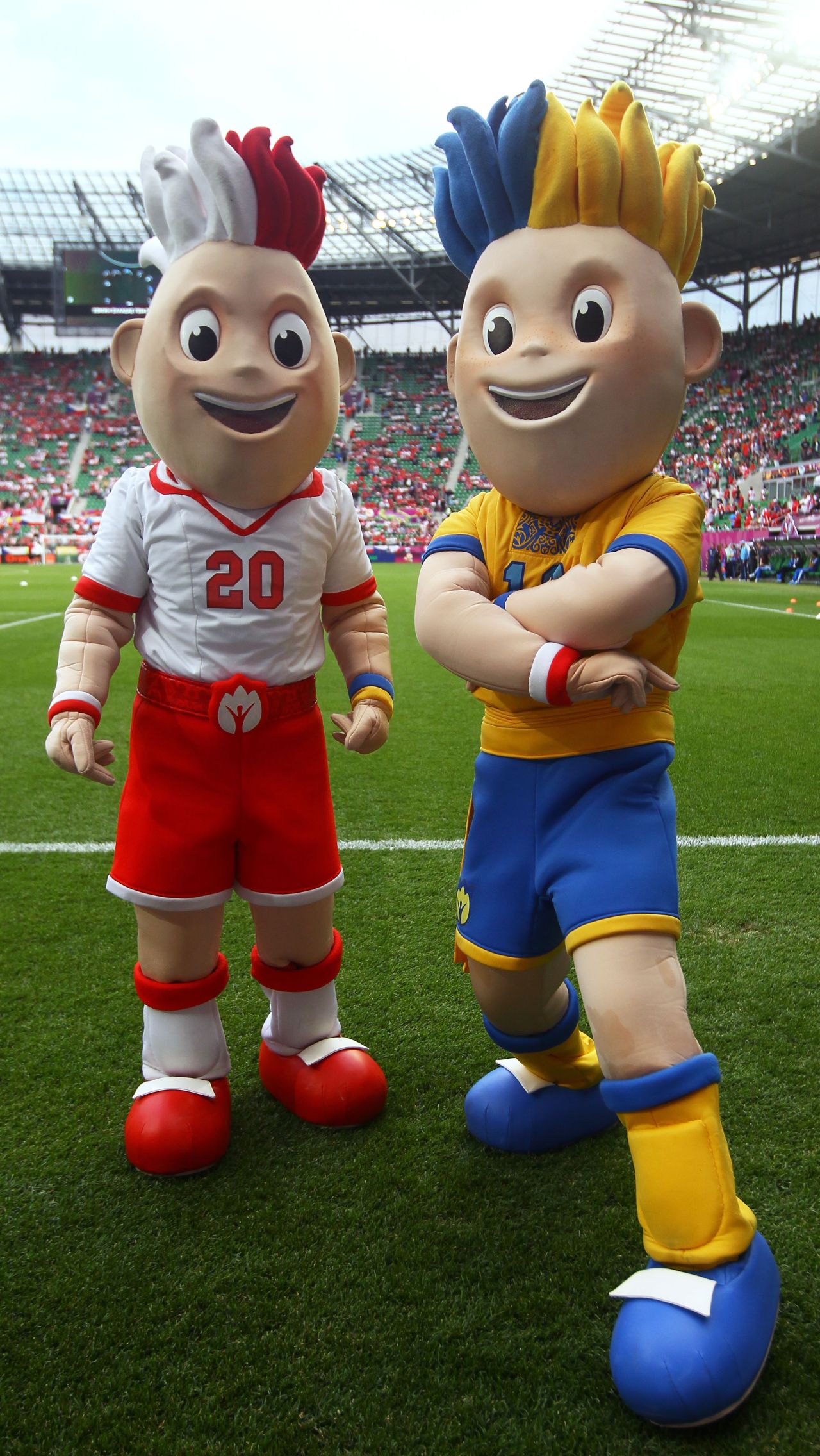 Евро-2012 на Украине и в Польше – Славек и Славко