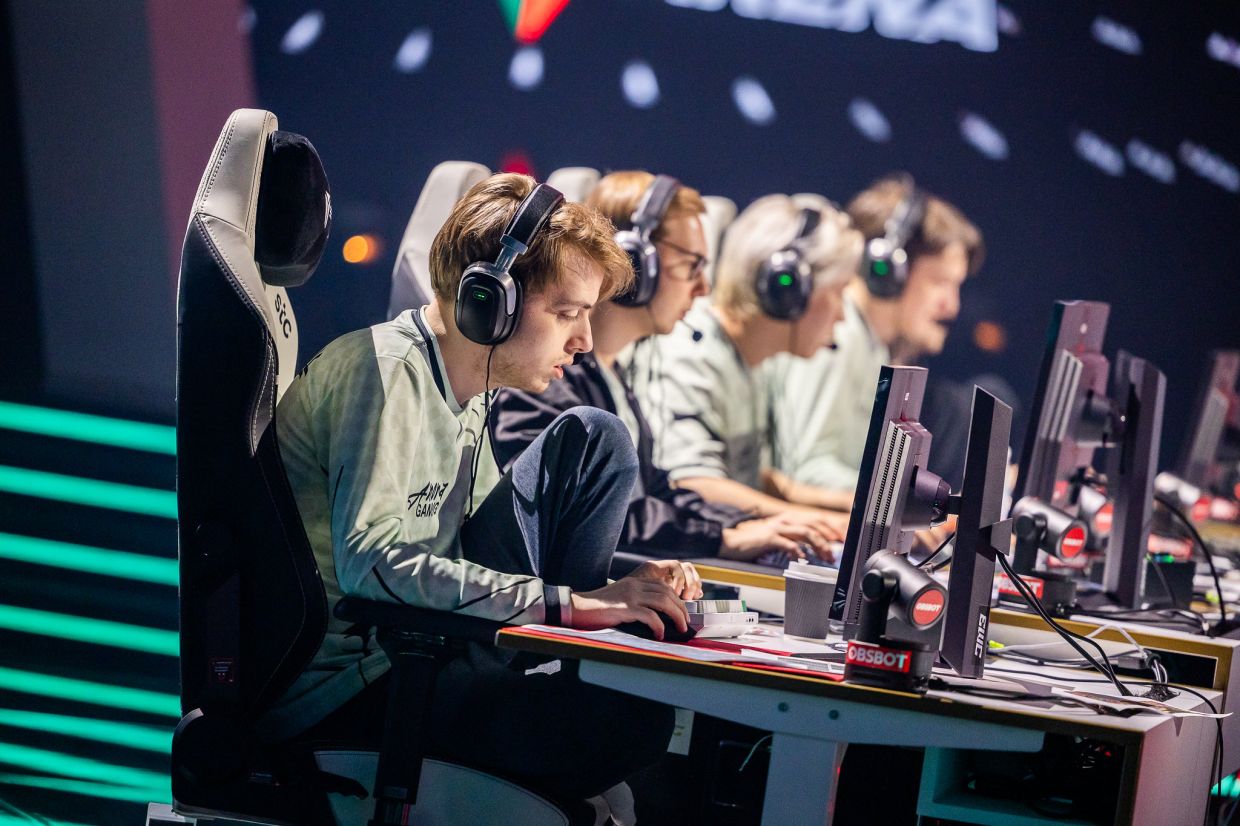 Новый состав Nightfall способен удивить многих на этом The International